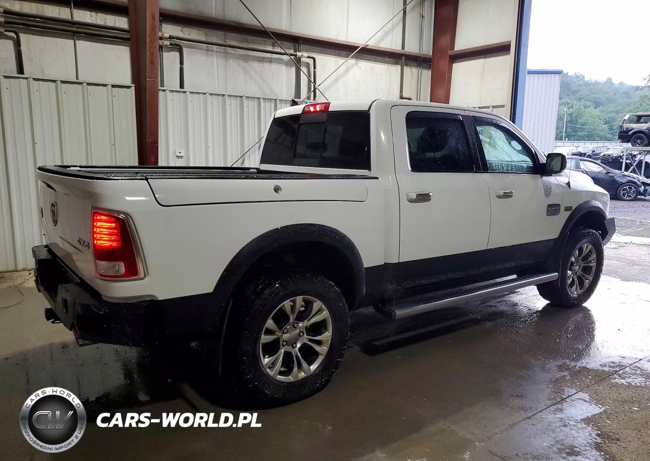 2013 Ram 1500 Longhorn VIN:1C6RR7PT0DS574640 - 3