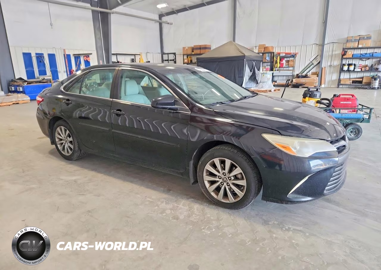 2015 Toyota Camry Xle VIN:4T1BF1FK6FU105290 - 4