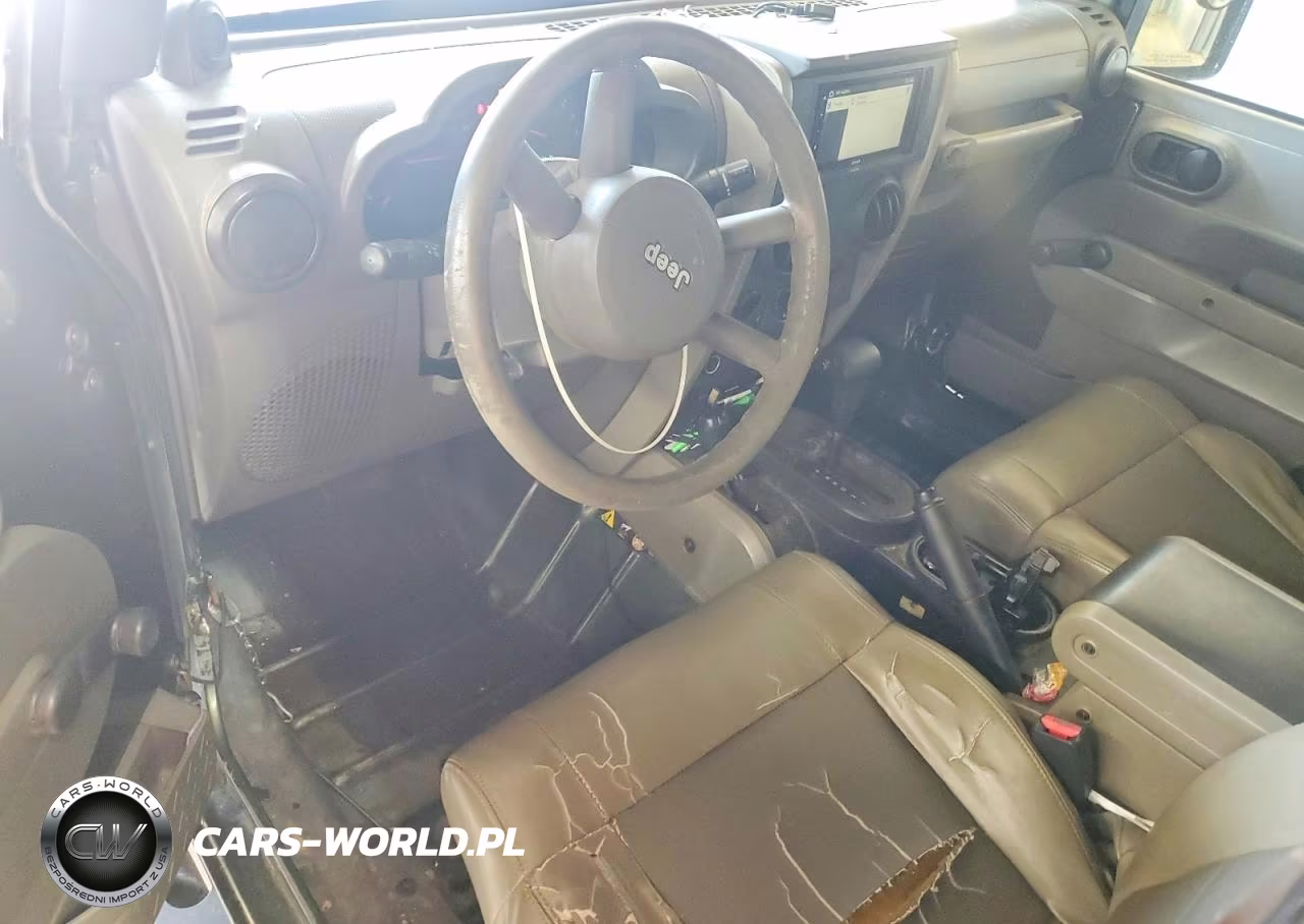 2009 Jeep Wrangler X VIN:1J4FA24149L753252 - 8