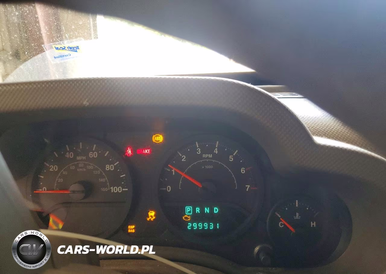 2009 Jeep Wrangler X VIN:1J4FA24149L753252 - 9