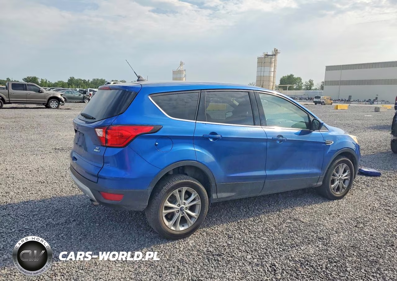 2019 Ford Escape Se VIN:1FMCU9GD6KUB32976 - 3
