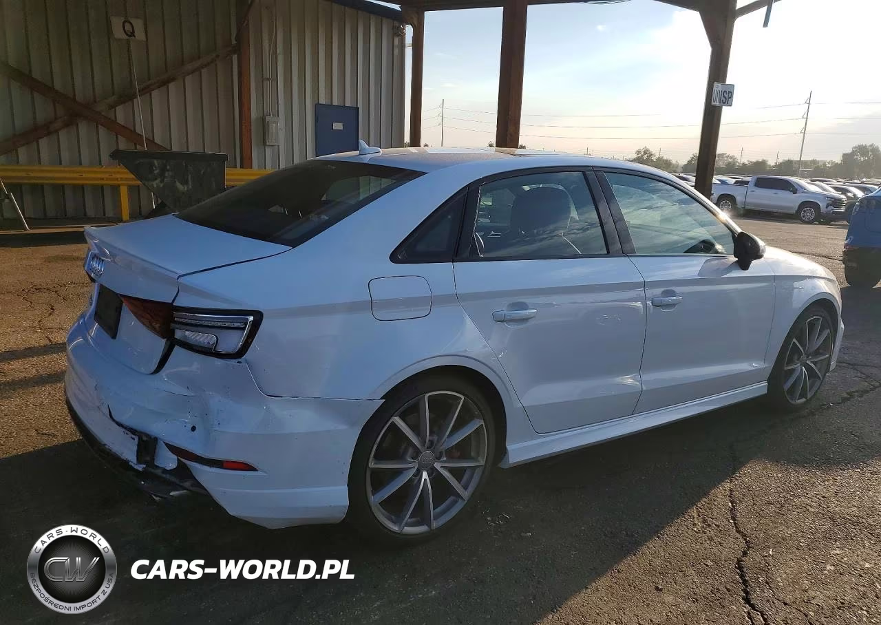 2018 Audi S3 Premium Plus VIN:WAUB1HFF8J1082066 - 3