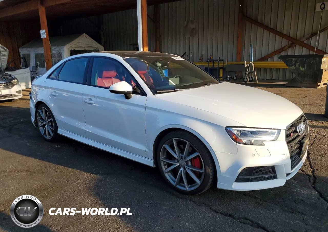 2018 Audi S3 Premium Plus VIN:WAUB1HFF8J1082066 - 4