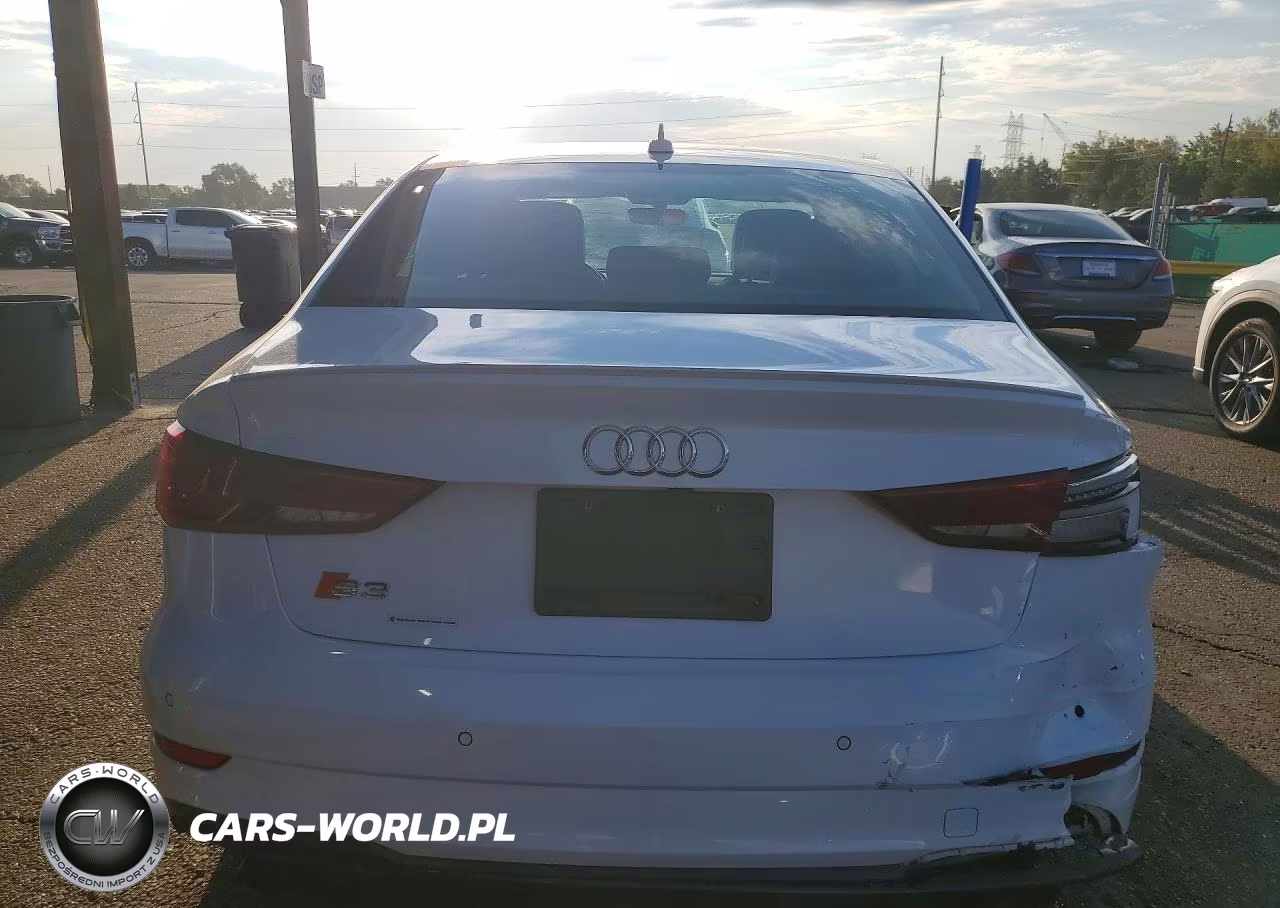 2018 Audi S3 Premium Plus VIN:WAUB1HFF8J1082066 - 6