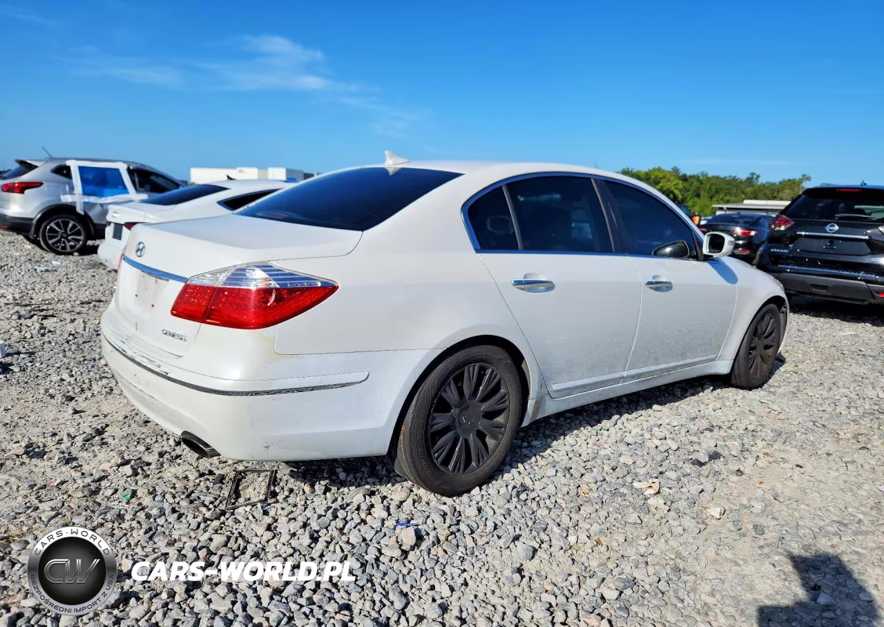 2011 Hyundai Genesis 3.8L VIN:KMHGC4DE9BU132183 - 3