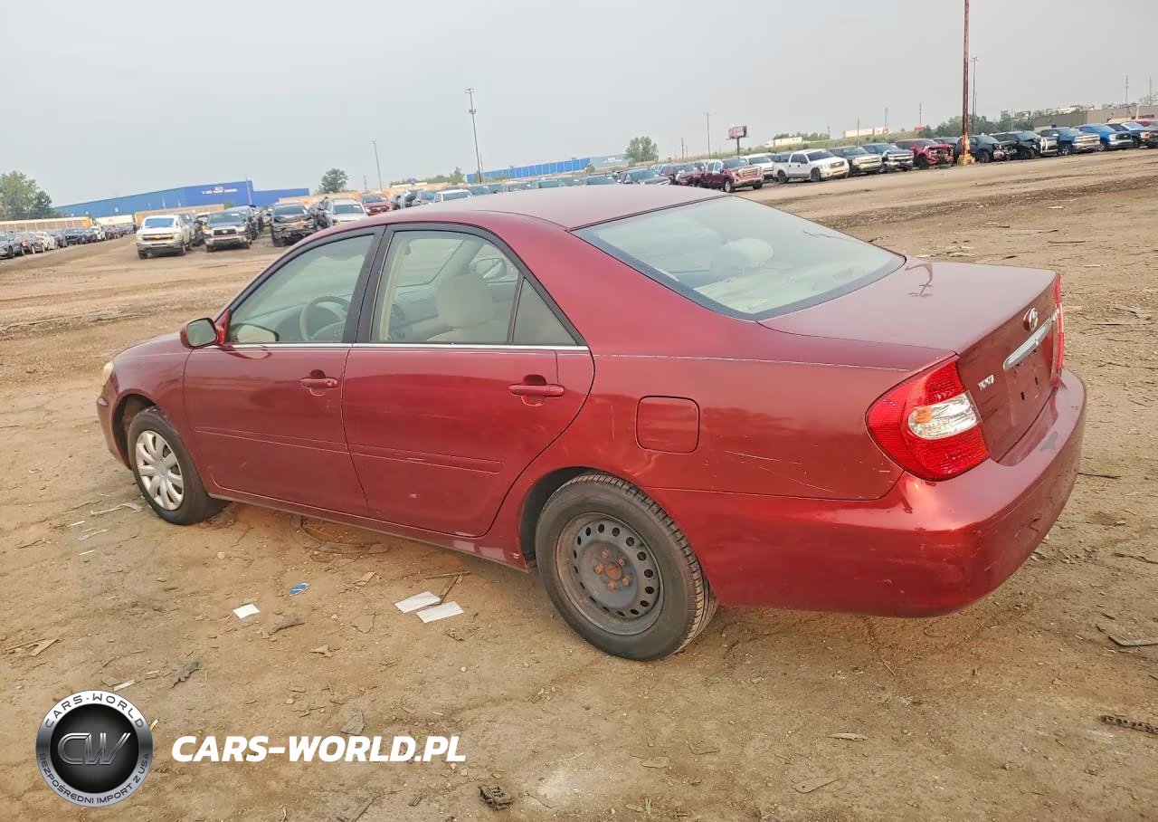 2003 Toyota Camry Le VIN:JTDBE32K330239623 - 2