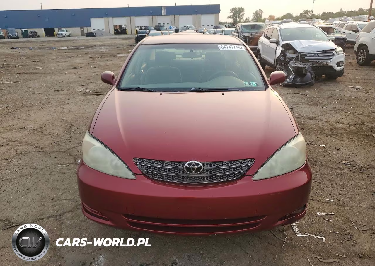 2003 Toyota Camry Le VIN:JTDBE32K330239623 - 5