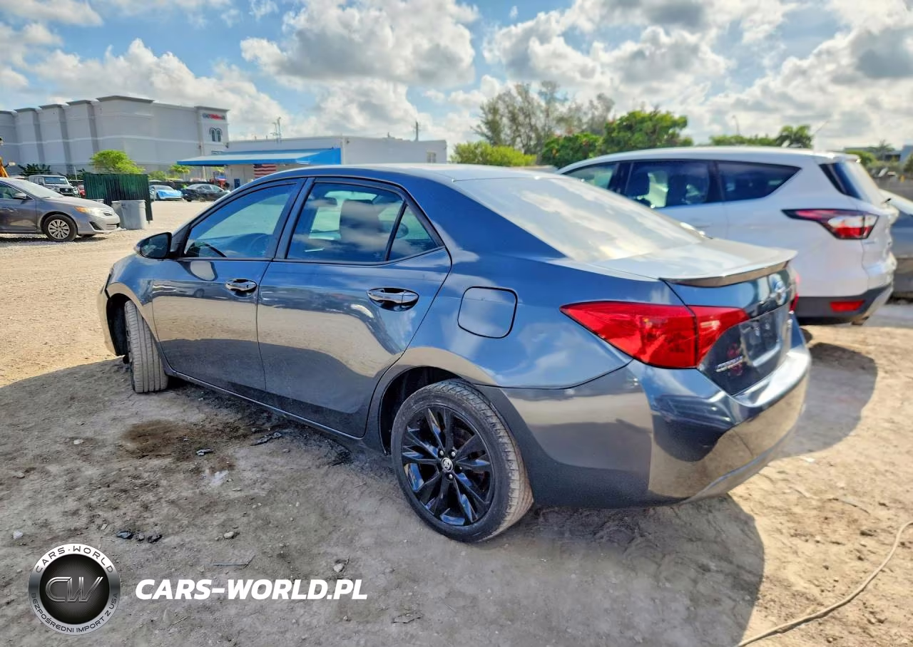 2018 Toyota Corolla Se VIN:2T1BURHE4JC001807 - 2