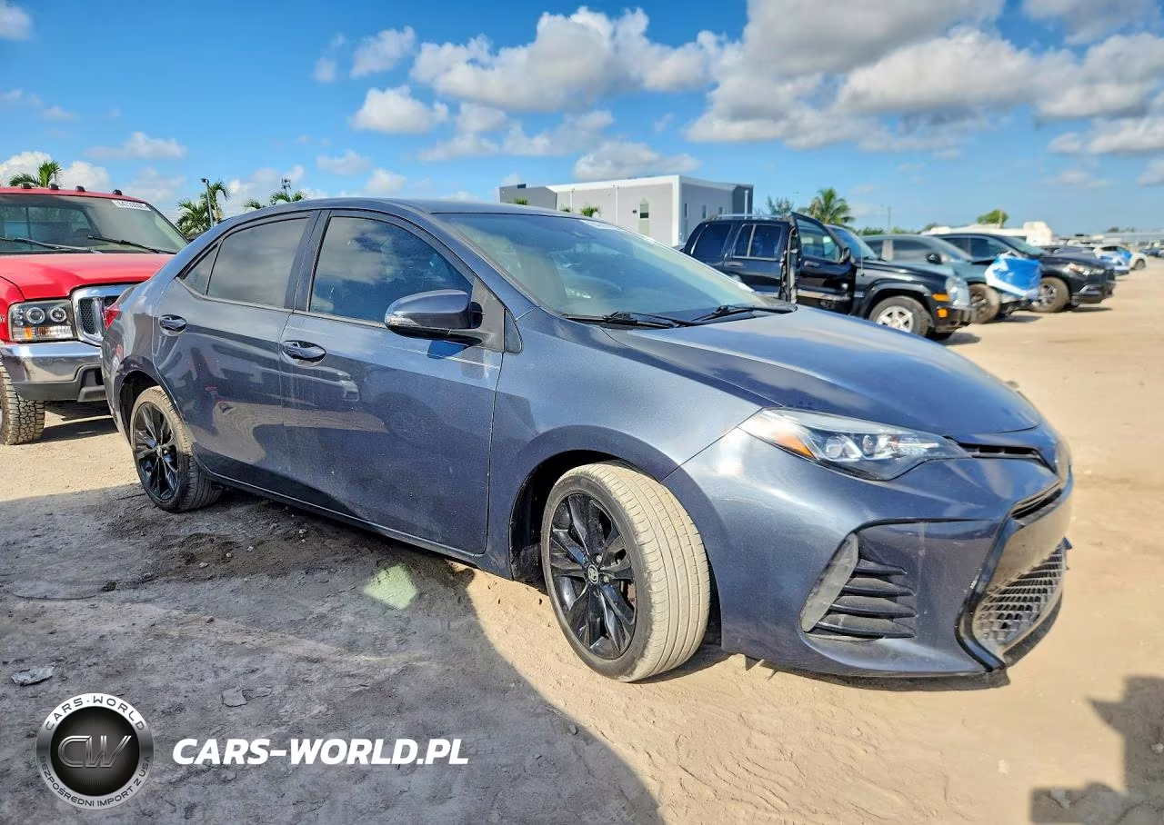 2018 Toyota Corolla Se VIN:2T1BURHE4JC001807 - 4