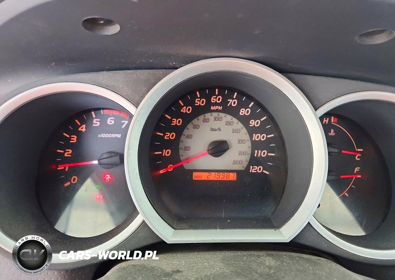 2010 Toyota Tacoma Base VIN:5TENX4CNXAZ748725 - 9
