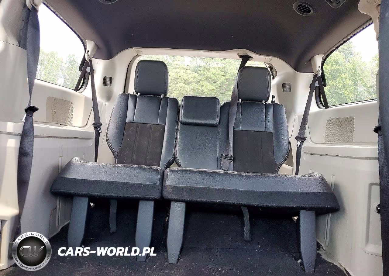 2019 Dodge Grand Caravan Sxt VIN:2C4RDGCG1KR758046 - 10