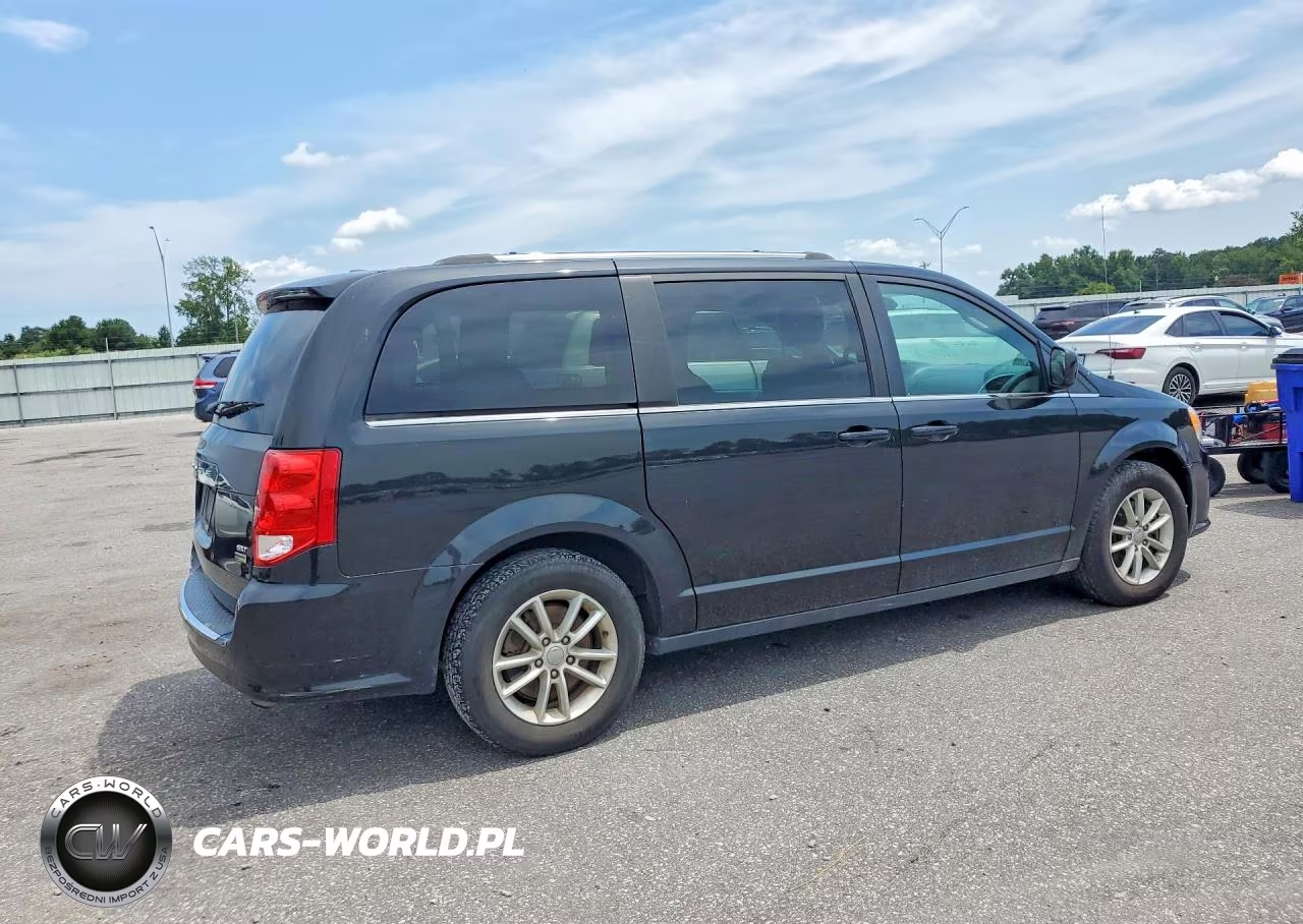 2019 Dodge Grand Caravan Sxt VIN:2C4RDGCG1KR758046 - 3