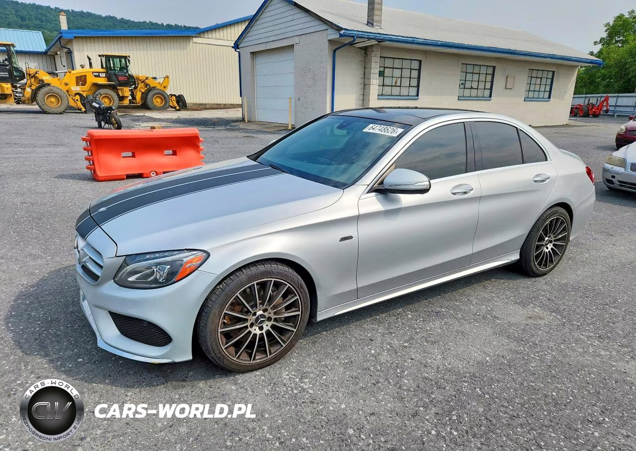 2015 Mercedes-Benz C 300 4Matic – zdjęcie 1 z 12