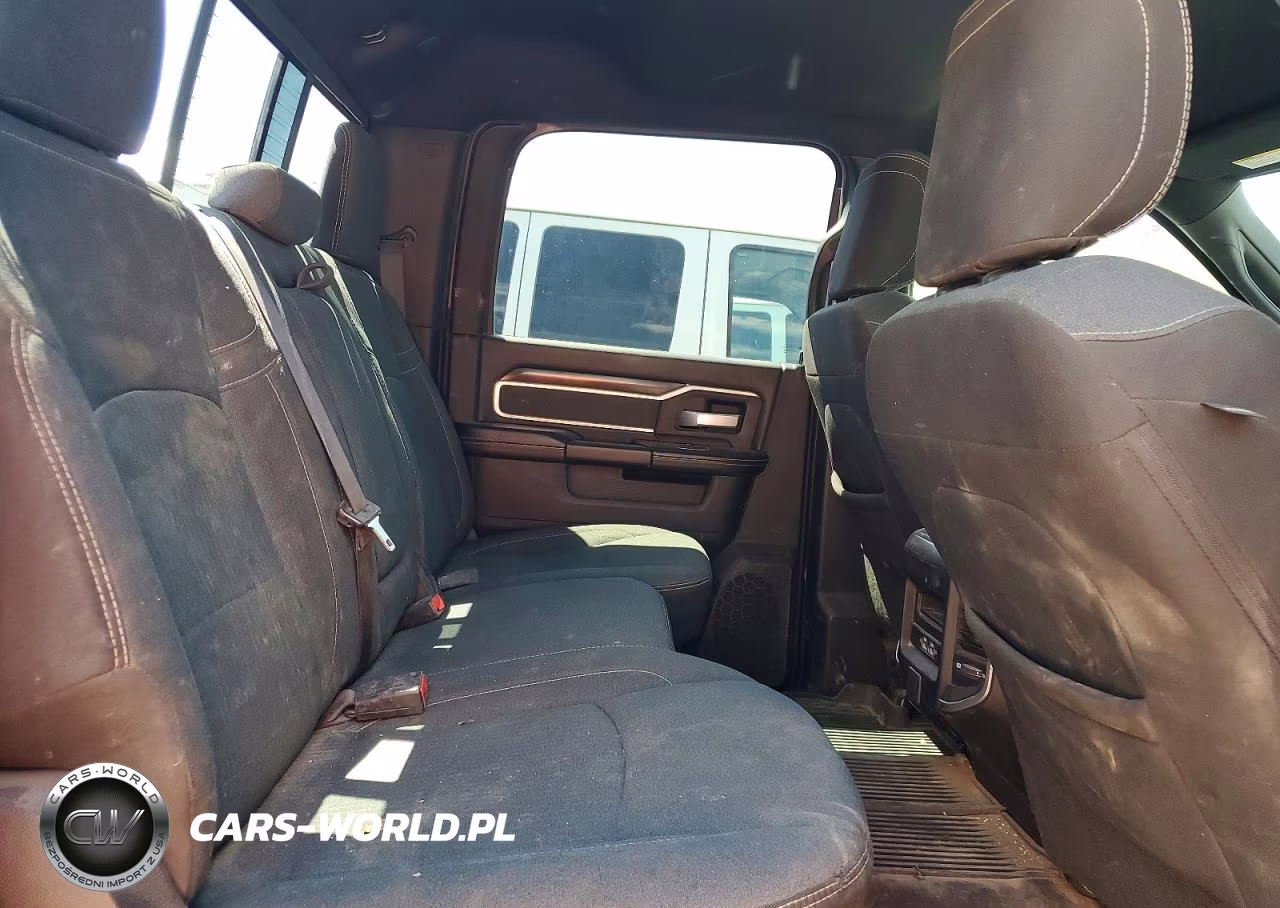 2023 Ram 3500 Big Horn VIN:3C63RRHL9PG596535 - 11