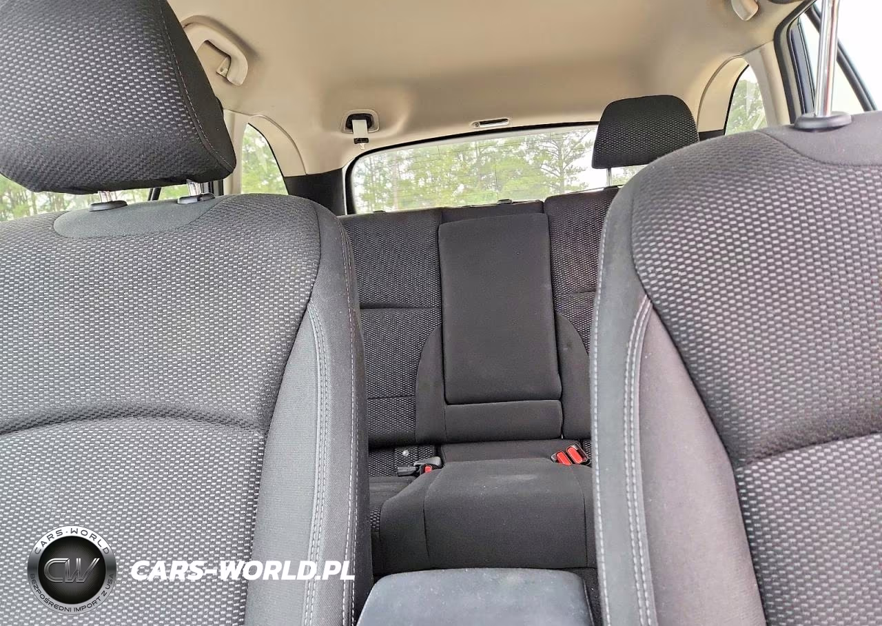 2019 Subaru Outback 2.5I Premium VIN:4S4BSAFC3K3262747 - 10