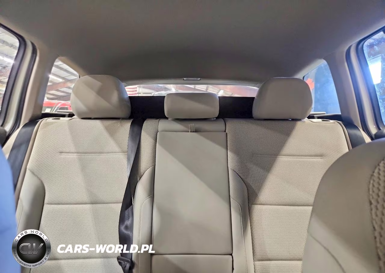 2017 Volkswagen Golf Sportwagen S VIN:3VW017AU9HM520159 - 10