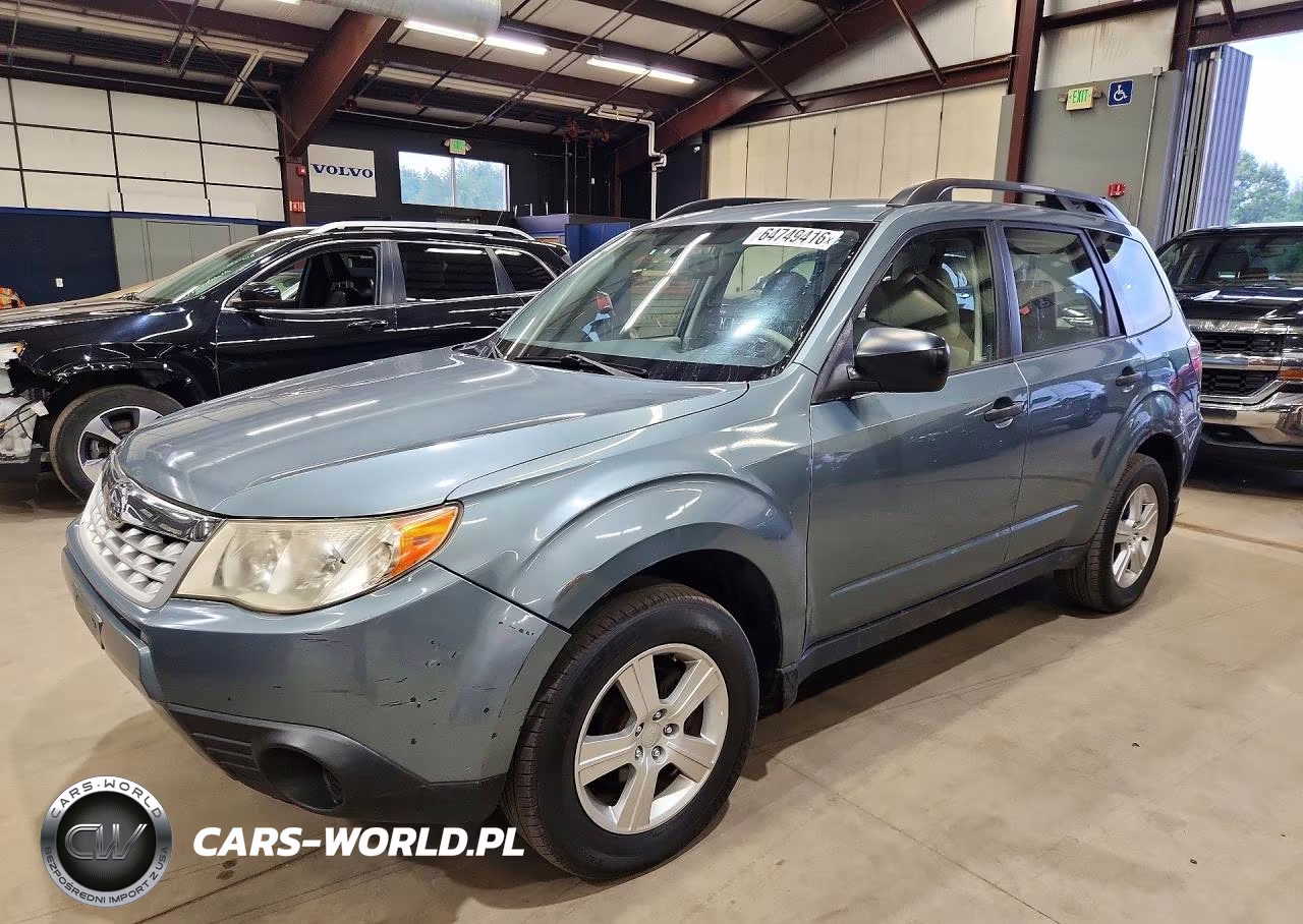2013 Subaru Forester 2.5X – zdjęcie 1 z 13