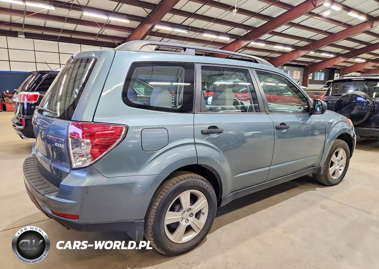 2013 Subaru Forester 2.5X VIN:JF2SHABC1DH422303 - 3