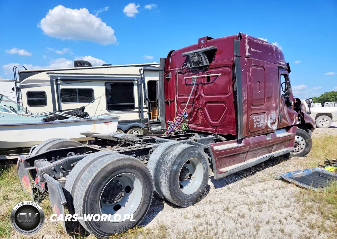 2017 Freightliner Cascadia 125 Semi Truck VIN:3AKJGLDV3HSHD4970 - 3