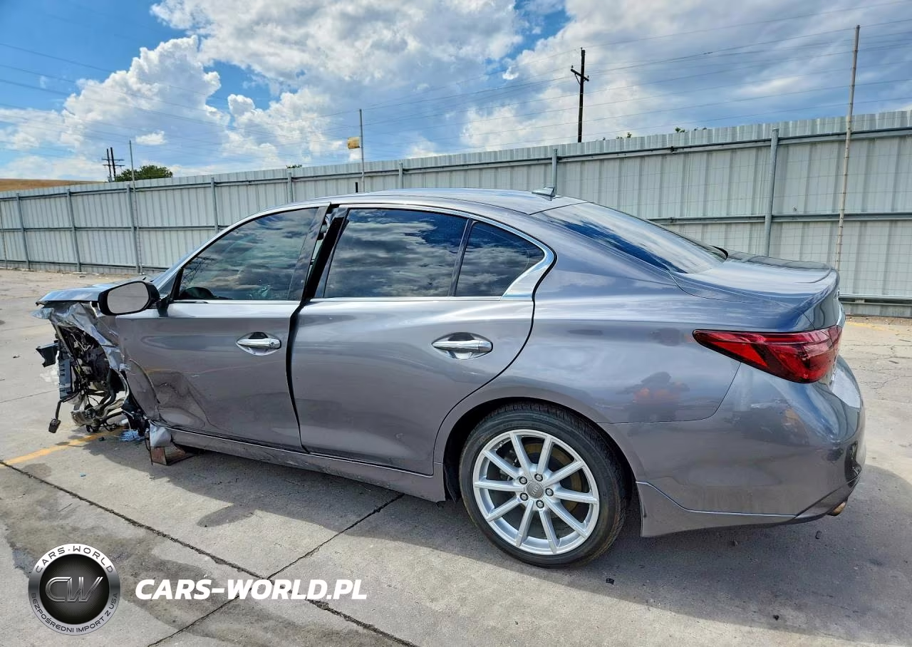 2018 Infiniti Q50 3.0T Luxe VIN:JN1EV7AR4JM435632 - 2
