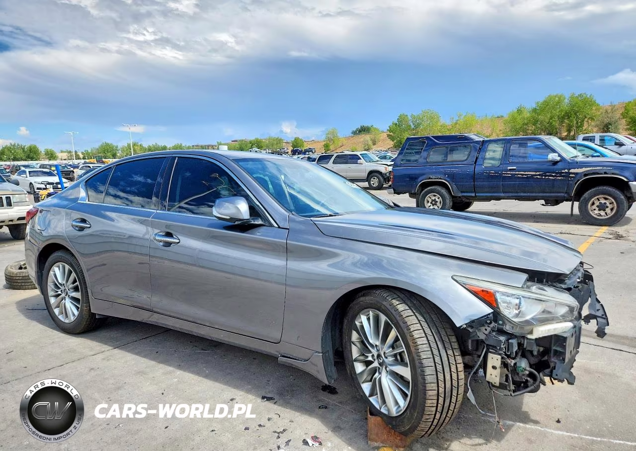 2018 Infiniti Q50 3.0T Luxe VIN:JN1EV7AR4JM435632 - 4