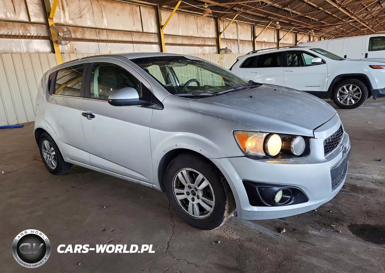 2015 Chevrolet Sonic Lt VIN:1G1JC6SHXF4125065 - 4