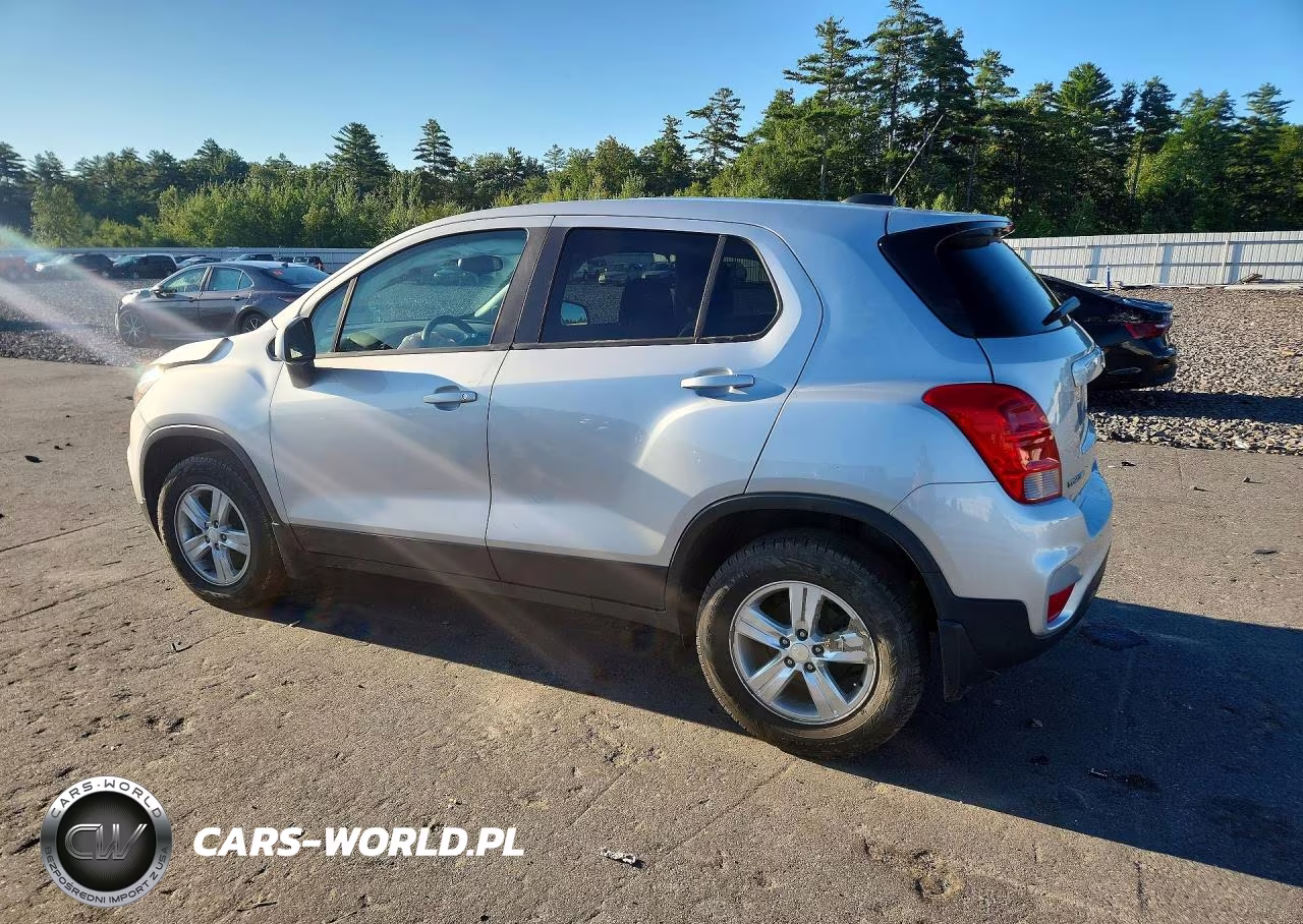 2020 Chevrolet Trax Ls VIN:3GNCJNSB2LL117907 - 2