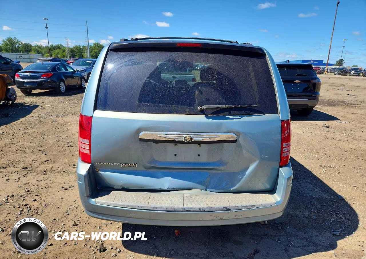2008 Chrysler Town & Country Touring VIN:2A8HR54P28R114797 - 6