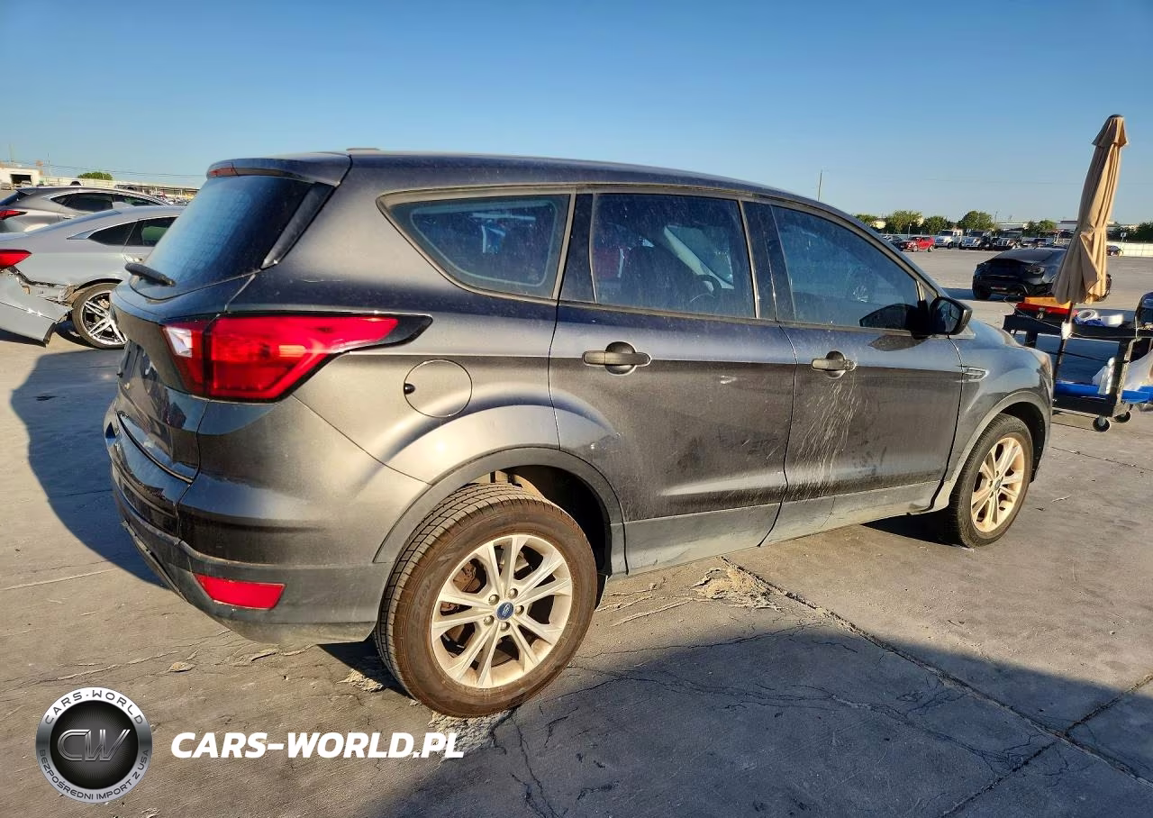 2019 Ford Escape S VIN:1FMCU0F70KUB00970 - 3