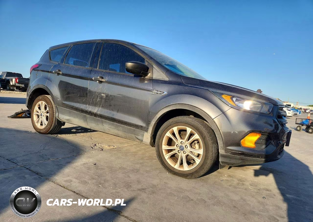 2019 Ford Escape S VIN:1FMCU0F70KUB00970 - 4