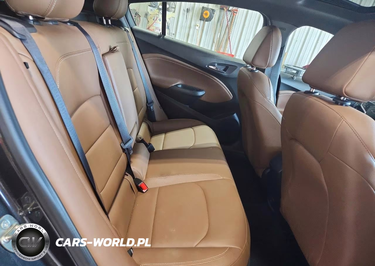 2019 Chevrolet Cruze VIN:3G1BH6SE6KS573194 - 10