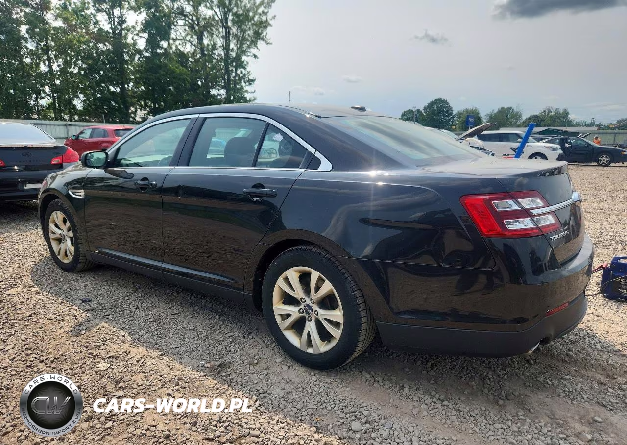 2015 Ford Taurus Sel VIN:1FAHP2H85FG113582 - 2