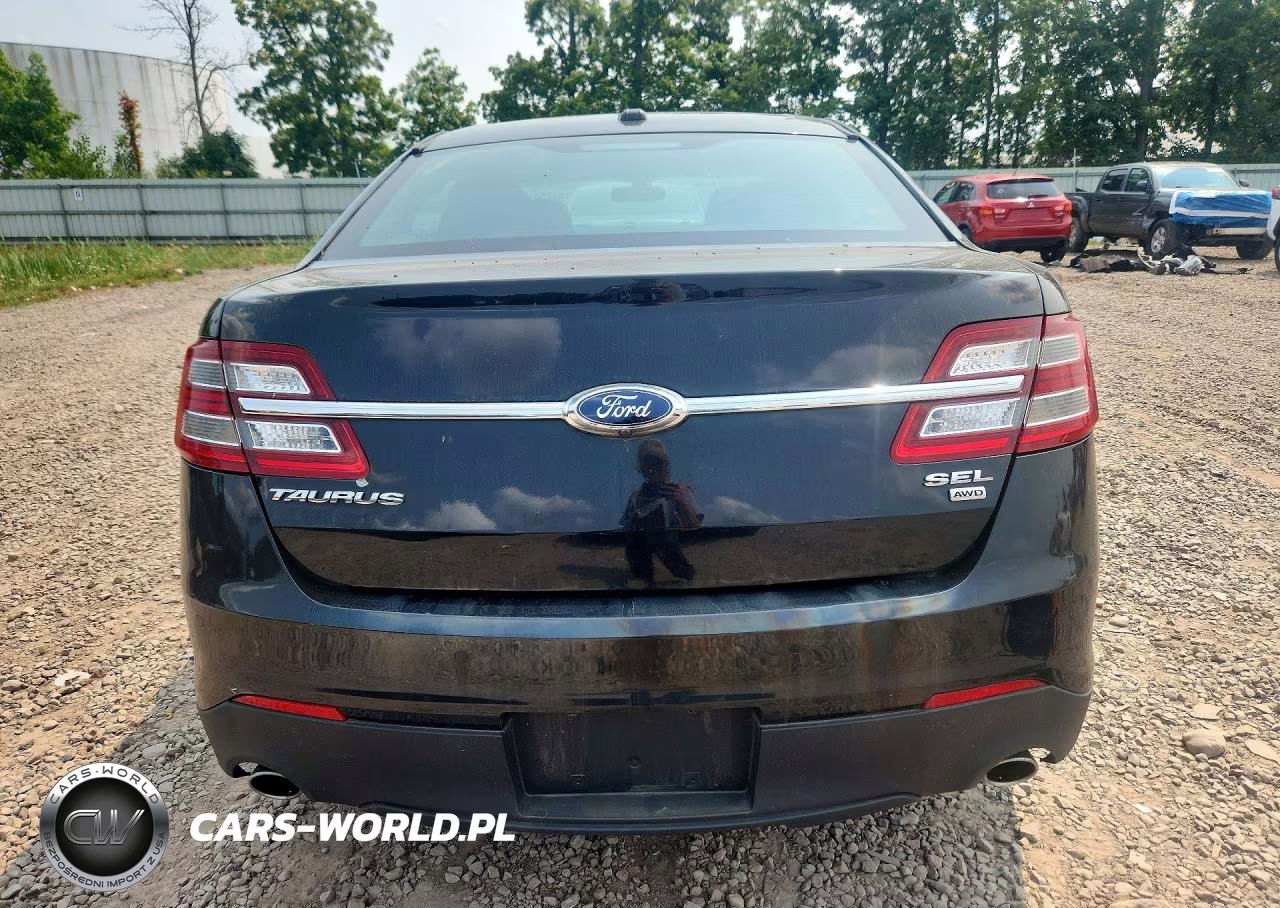 2015 Ford Taurus Sel VIN:1FAHP2H85FG113582 - 6
