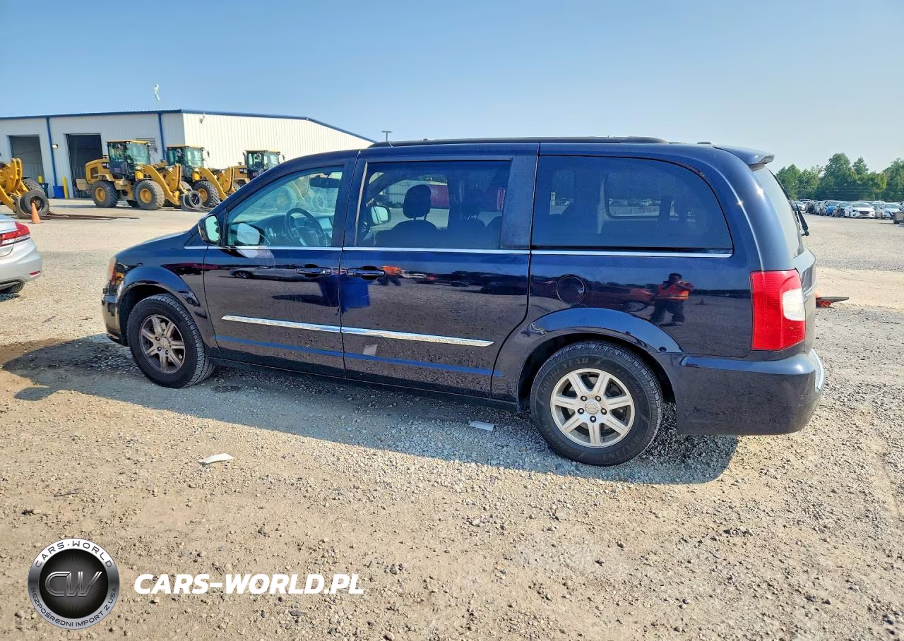 2011 Chrysler Town & Country Touring VIN:2A4RR5DG4BR655802 - 2