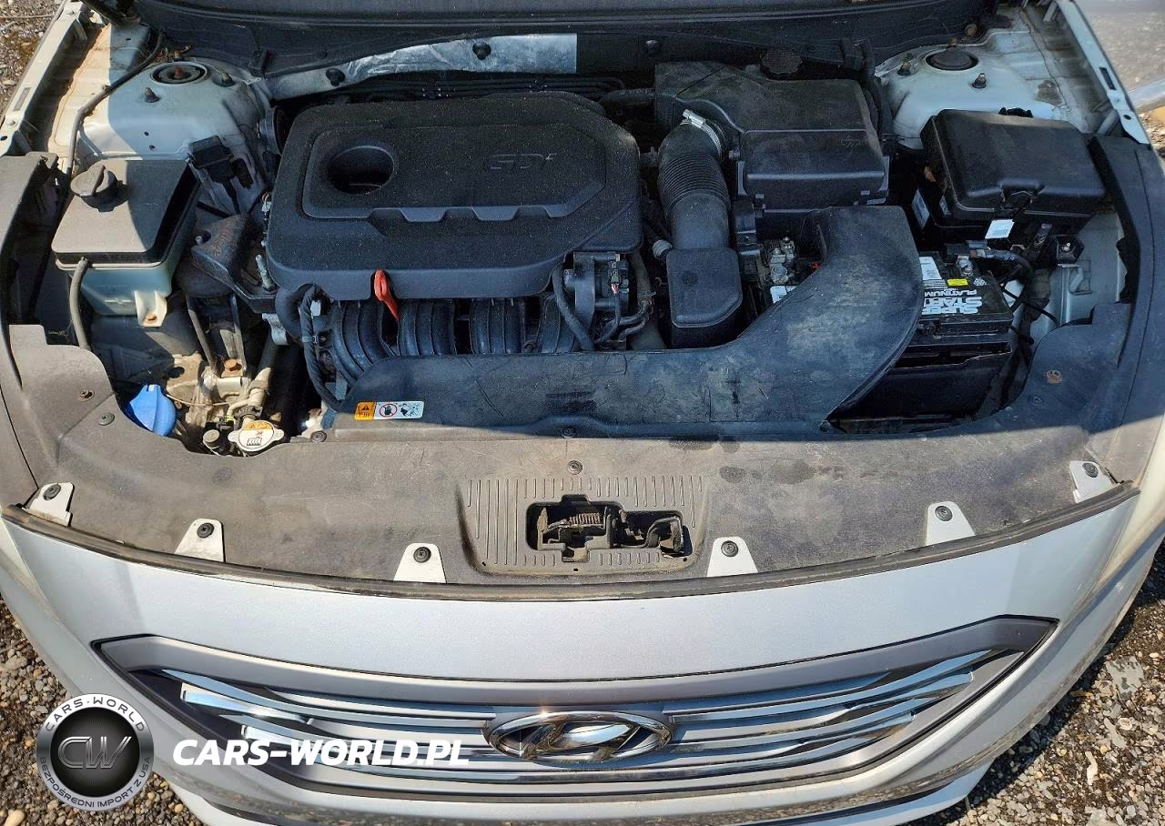 2015 Hyundai Sonata Sport VIN:5NPE34AF1FH090228 - 11