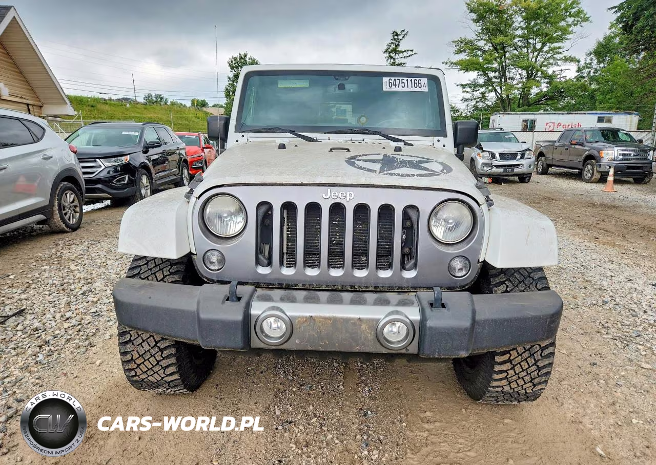 2014 Jeep Wrangler Unlimited Sport VIN:1C4BJWDG2EL224831 - 5