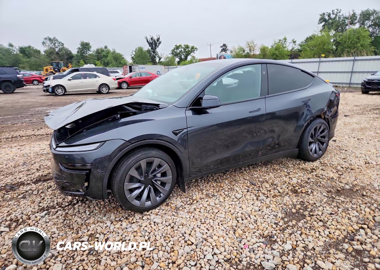 2026 Tesla Model Y VIN:7SAYGDEE9TF685649 - 1
