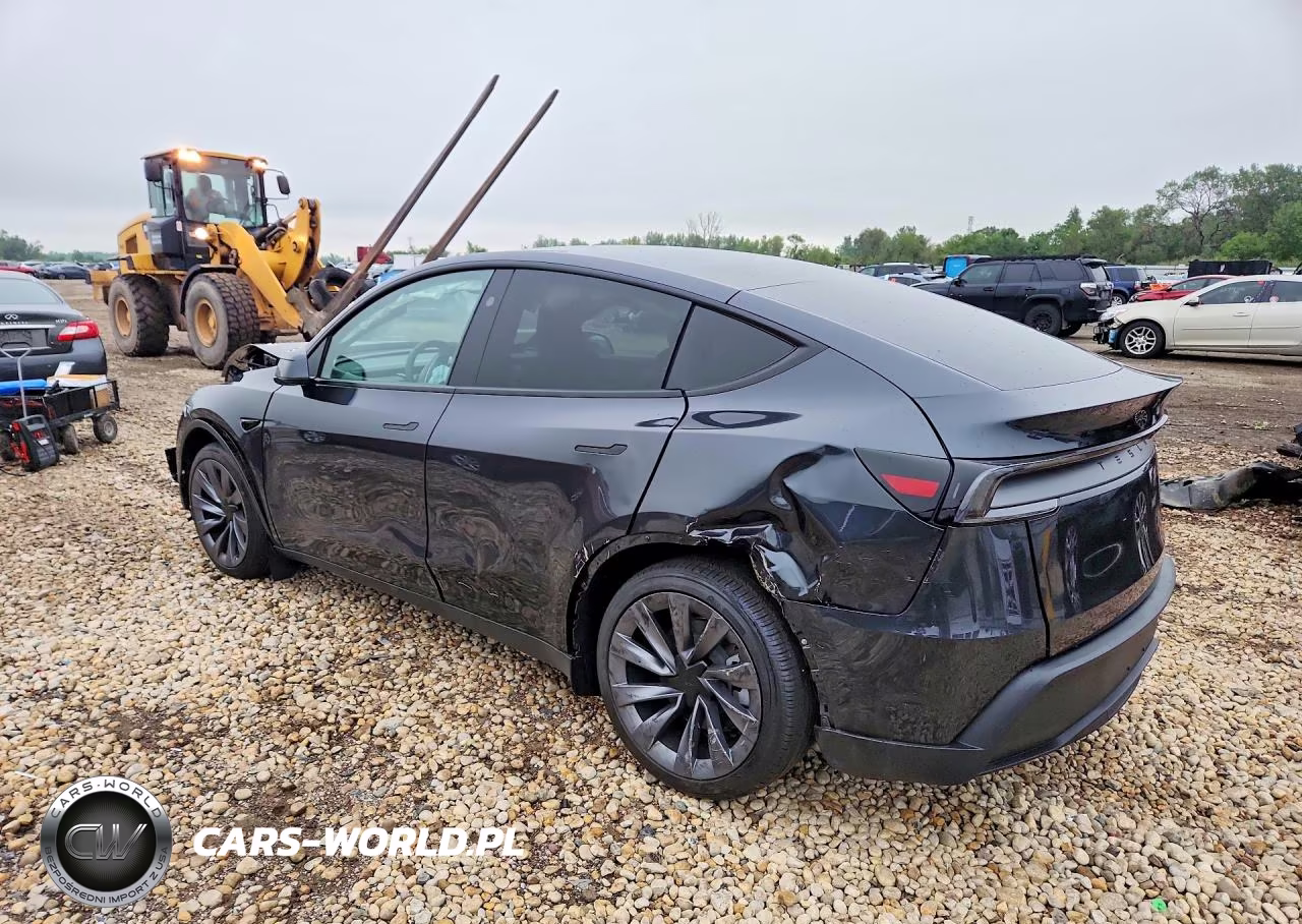 2026 Tesla Model Y VIN:7SAYGDEE9TF685649 - 2