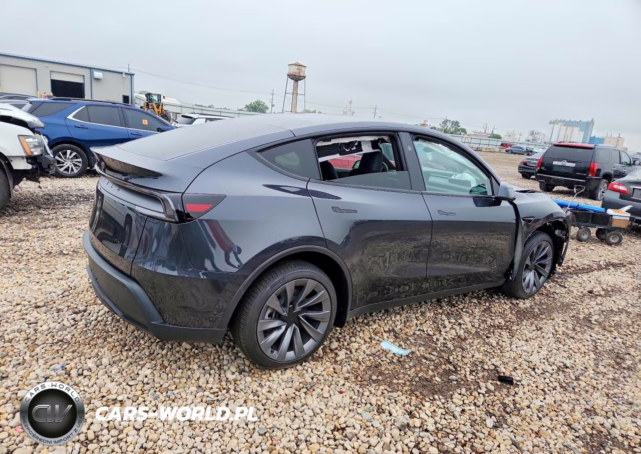 2026 Tesla Model Y VIN:7SAYGDEE9TF685649 - 3
