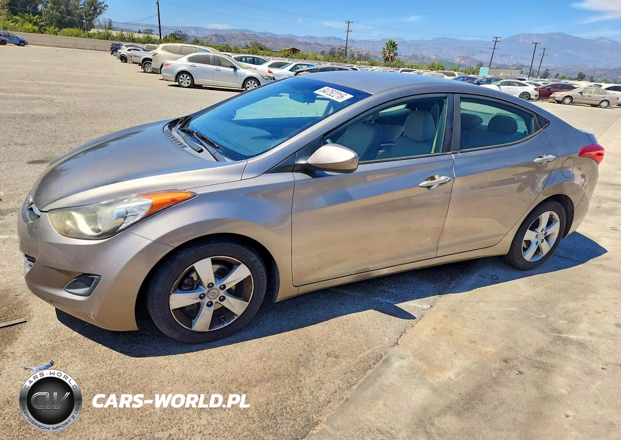 2013 Hyundai Elantra Gls – zdjęcie 1 z 12