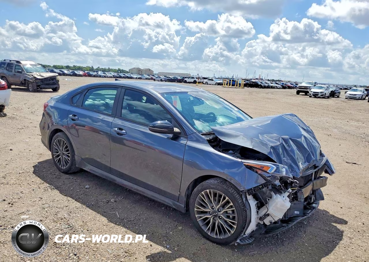 2024 Kia Forte Gt Line VIN:3KPF54AD8RE820416 - 4