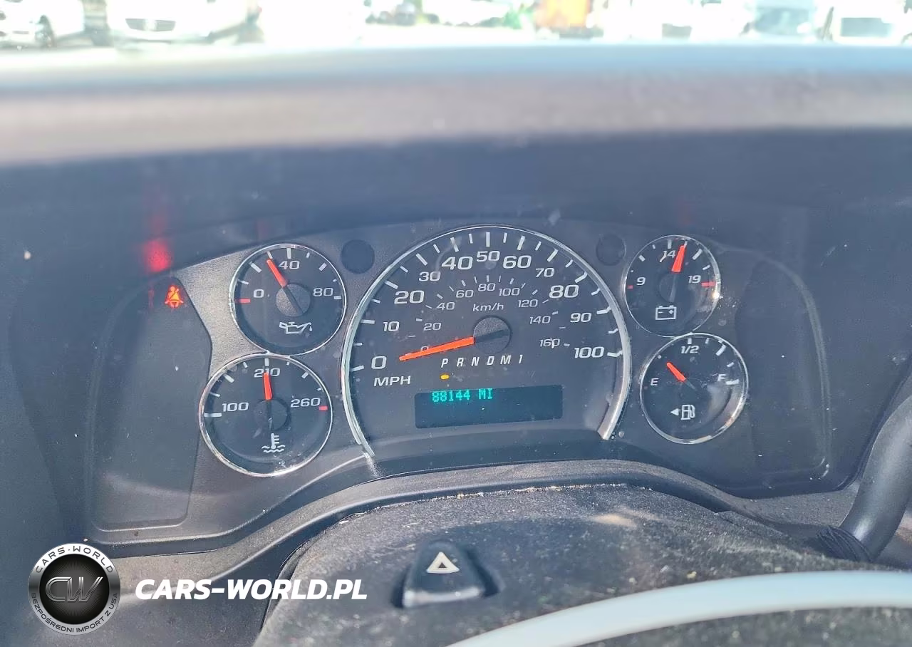 2019 Chevrolet Express G2500 VIN:1GCWGAFP4K1149346 - 9
