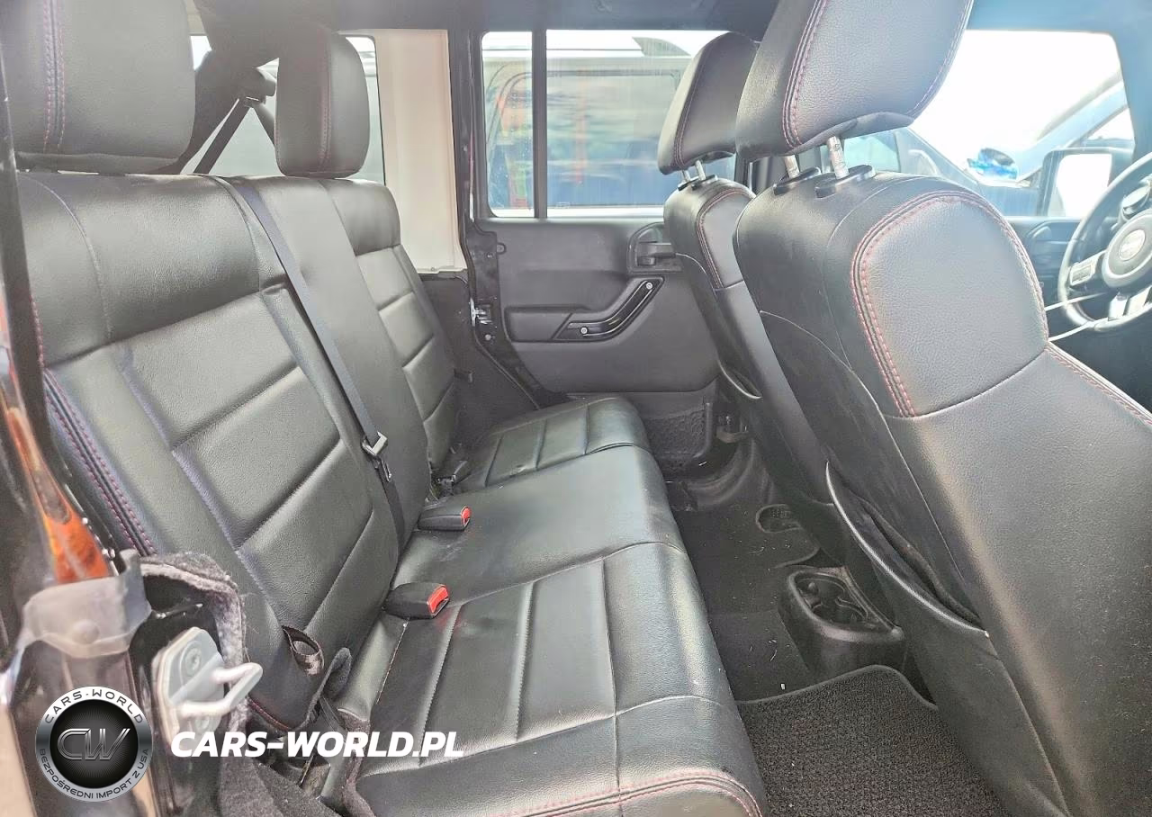 2012 Jeep Wrangler Unlimited Sahara VIN:1C4BJWEG7CL255343 - 10