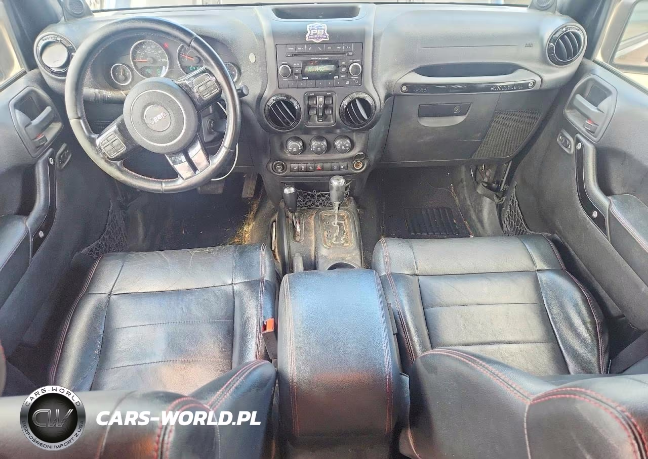 2012 Jeep Wrangler Unlimited Sahara VIN:1C4BJWEG7CL255343 - 8