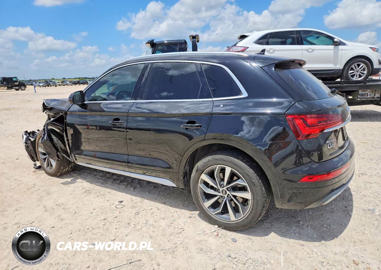 2021 Audi Q5 Premium VIN:WA1AAAFY5M2045928 - 2
