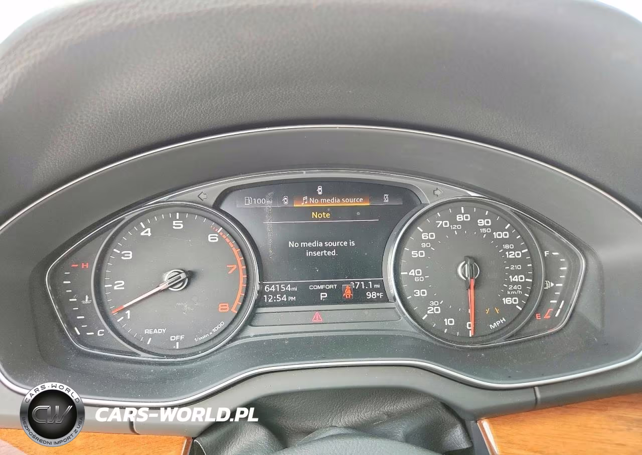 2021 Audi Q5 Premium VIN:WA1AAAFY5M2045928 - 9