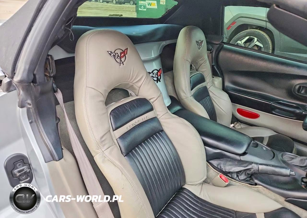 1998 Chevrolet Corvette VIN:1G1YY32G4W5128284 - 10