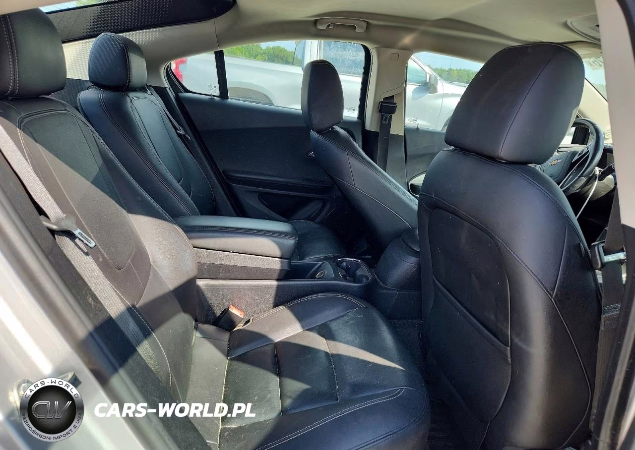 2015 Chevrolet Volt VIN:1G1RB6E40FU109584 - 10