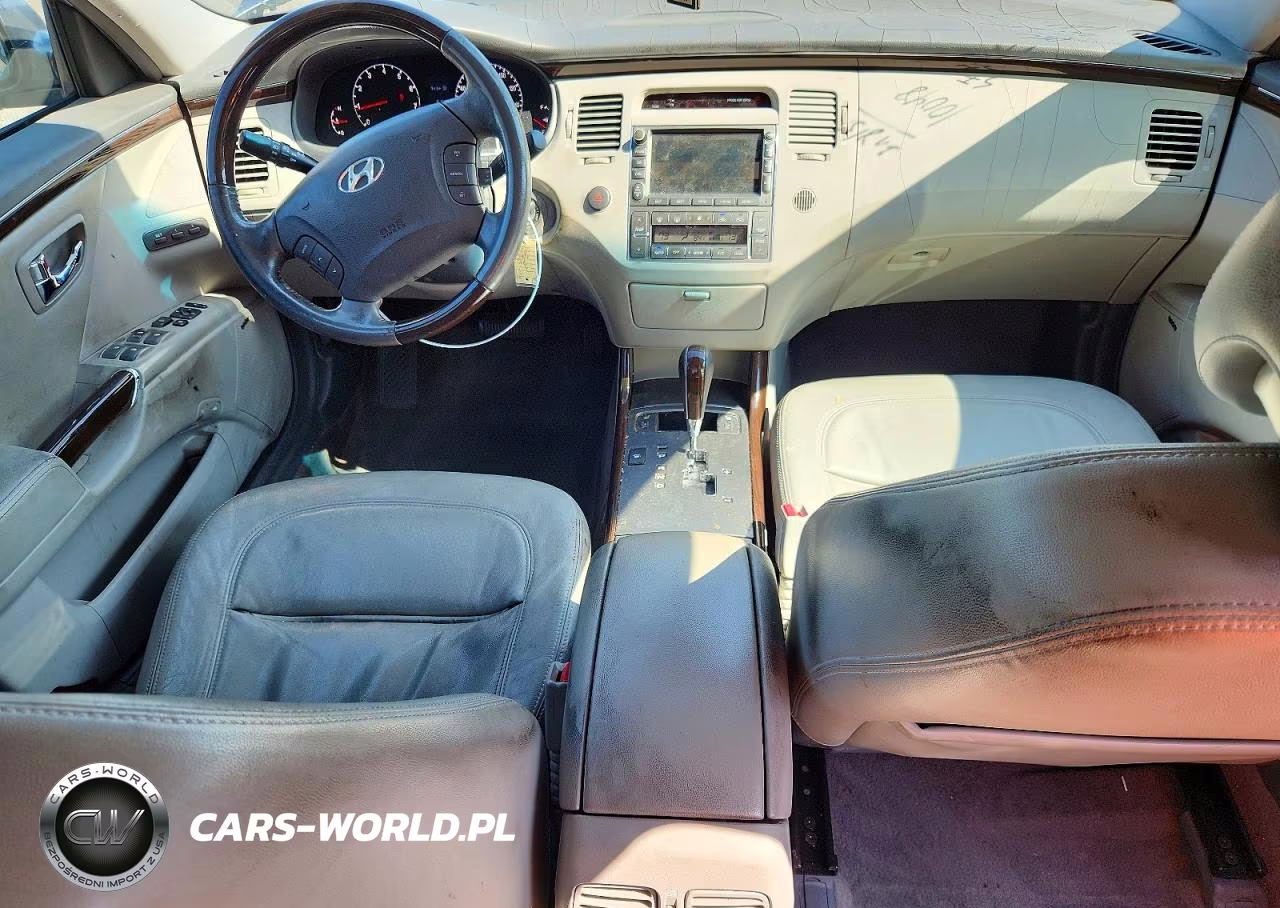 2011 Hyundai Azera Limited VIN:KMHFC4DF3BA526722 - 8