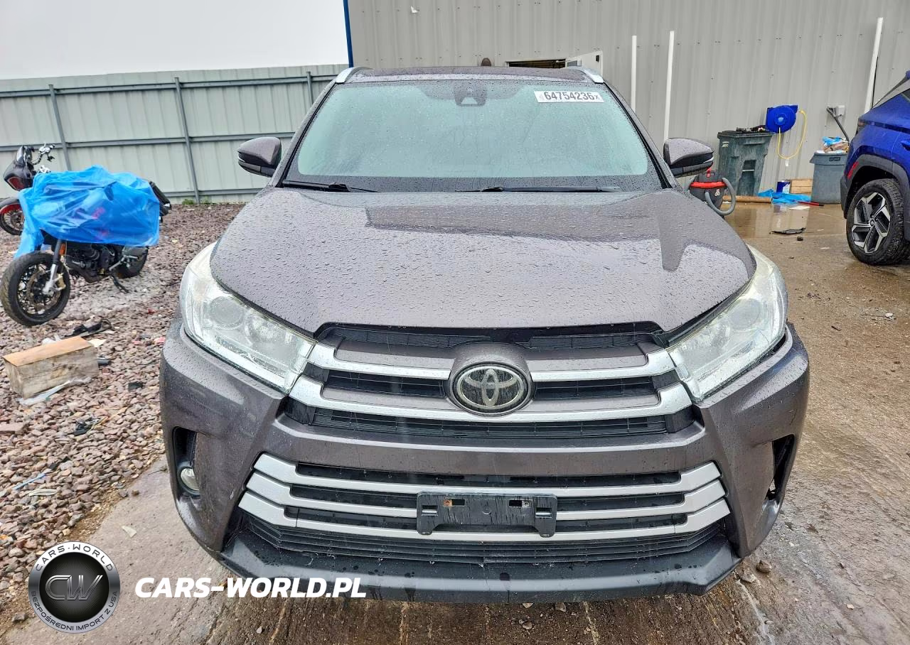 2017 Toyota Highlander Xle VIN:5TDJZRFH2HS510497 - 5